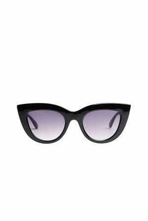 Black Masywne spiczaste okulary w kształcie kocich oczu