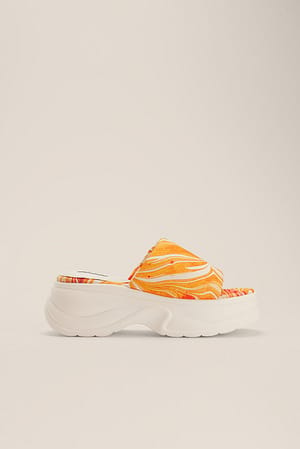 Orange Printed Slippers met chunky zolen