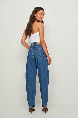 Mid Blue Recycled Cocoon-formade jeans