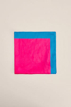Pink/Blue Satengskjerf