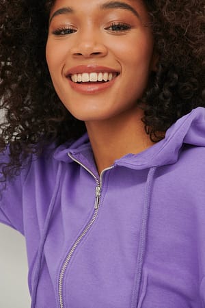 Purple Pullover mit Korsettdetail