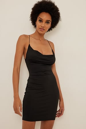Black Mini-jurk met gedrapeerde halslijn
