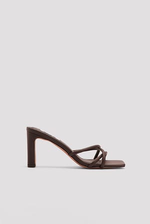 Brown Crossed Front Strap Sandals