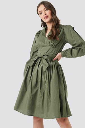 Khaki Green Sukienka Z Wiązaniem W Talii