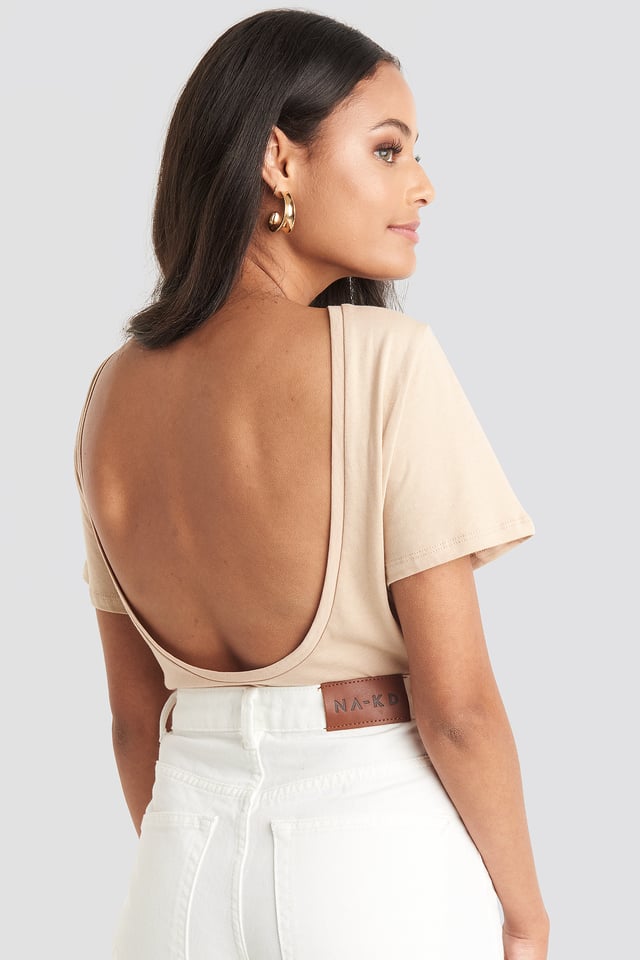 Deep Back Tee Light Beige