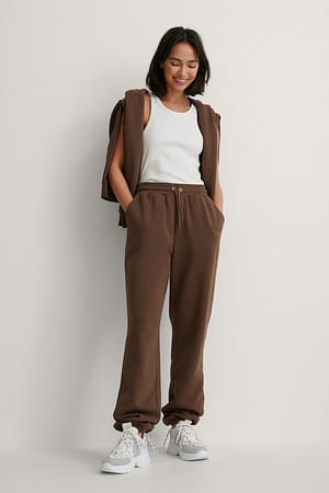 Brown Pantalón de chándal con detalle bordado