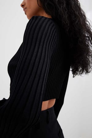 Black Fine Knitted Cropped Wrap Top