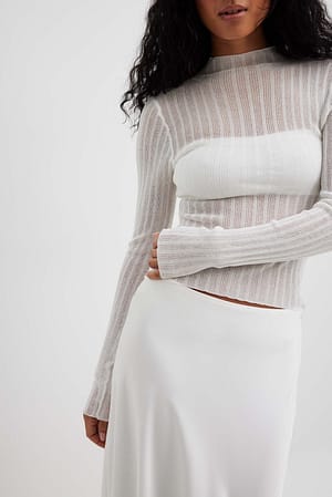 Offwhite Fine Knitted Long Sleeved Top