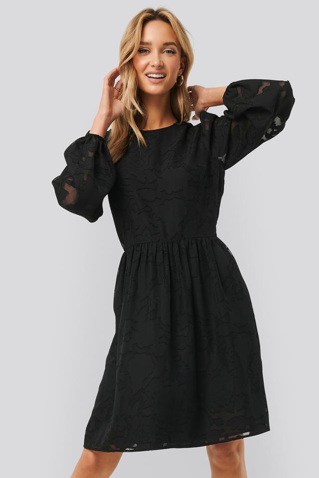 Flowy Flower Applique Dress Black