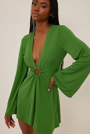 Flowy Ring Detailed Dress Green | NA-KD