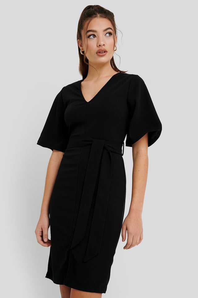 Front Slit Belted Dress Black