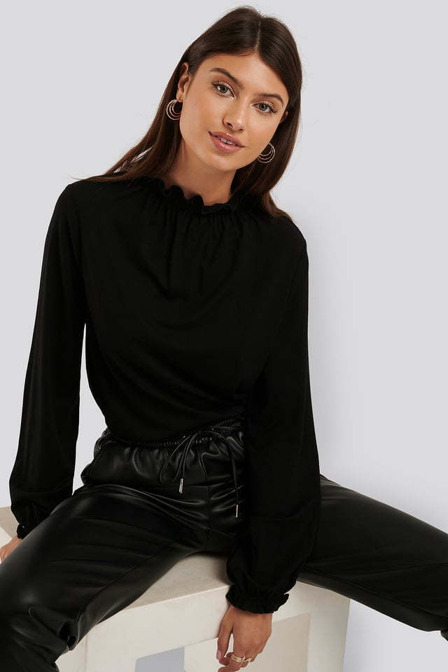 Pusero Laskostetulla Kauluksella Deep Black