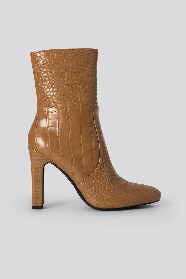 Glossy Reptile Booties Brown