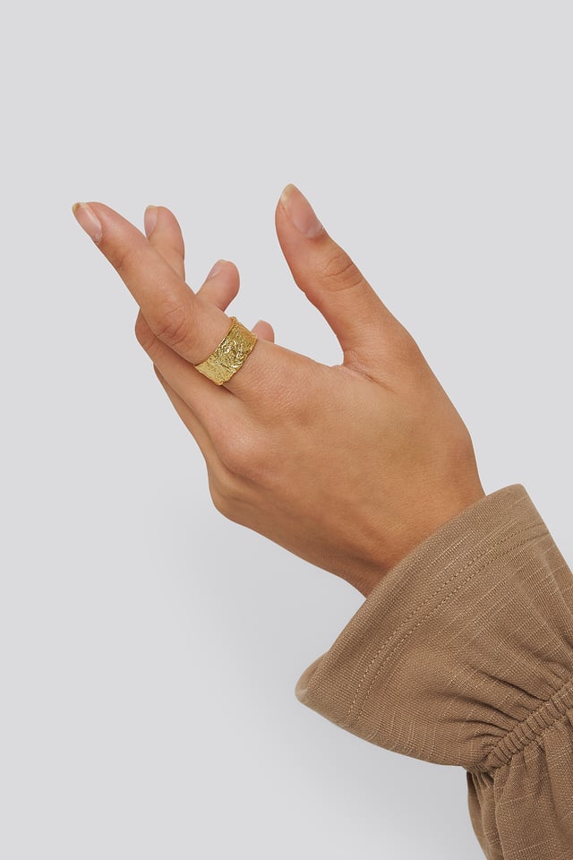 Gold Plated Structured Wide Ring Gold