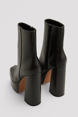 Black High Heel Plateau Boots