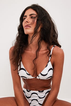 Black/White Print Braguita de bikini de tiro alto