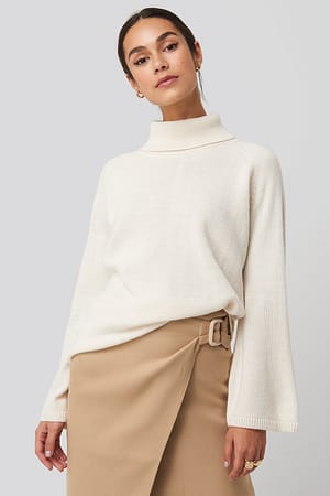 White High Neck Wide Sleeve Sweater