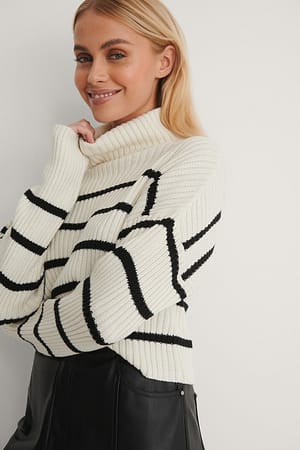 Black/White High Neck Striped Cropped Knitted Sweater
