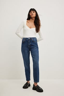 Mom High Waist Jeans Outfit