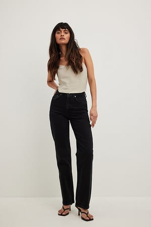 Højtalje-jeans til damer | Flotte high waist jeans | NA-KD