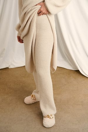 High Waisted Knitted Slit Detail Pants Beige | NA-KD
