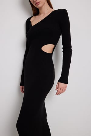 Black Dzianinowa sukienka maxi z ozdobnym wycięciem