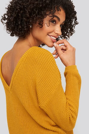 Mustard NA-KD Knitted Deep V-neck Sweater