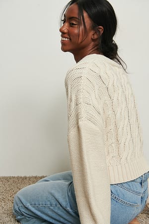 Knitted Short Cable Cardigan Offwhite | NA-KD
