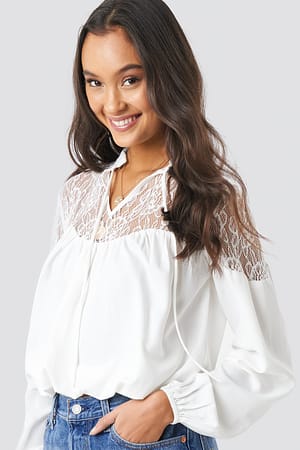 White Lace Part Balloon Sleeve Blouse