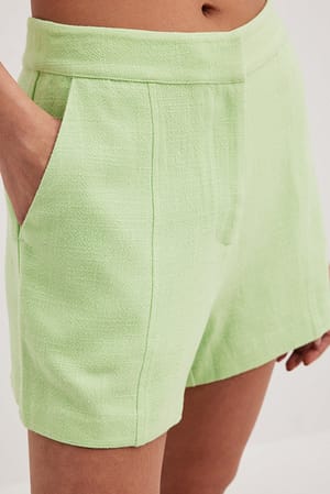 Green Pantalones cortos de cintura alta en mezcla de lino