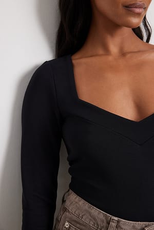 Black Long Sleeve Neckline Detail Top