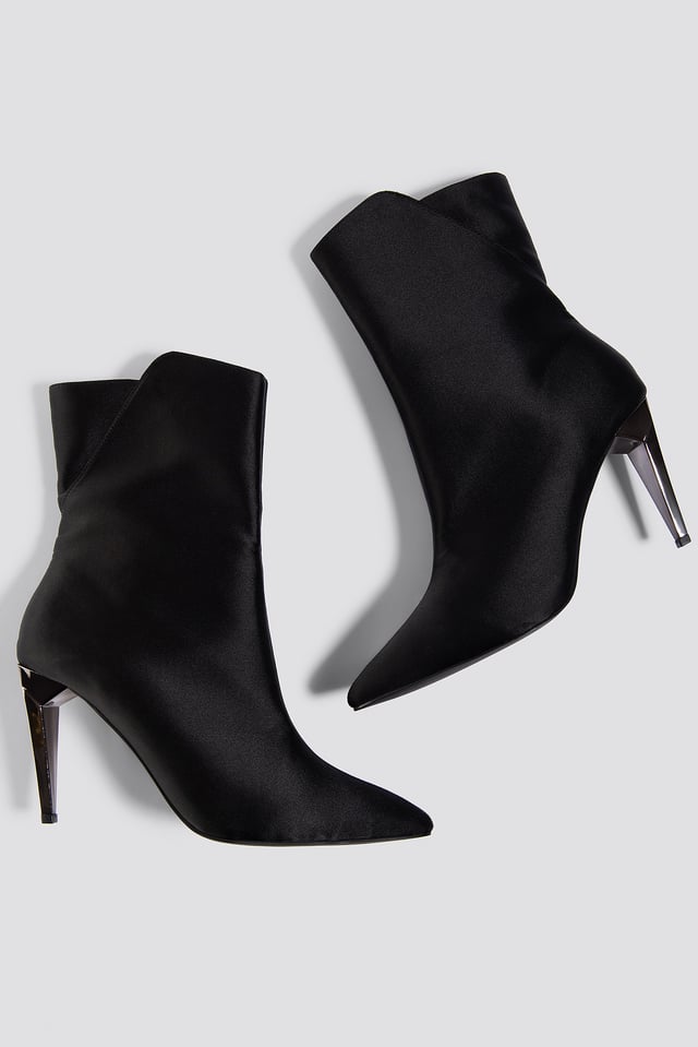 Metallic Heel Satin Boots Black