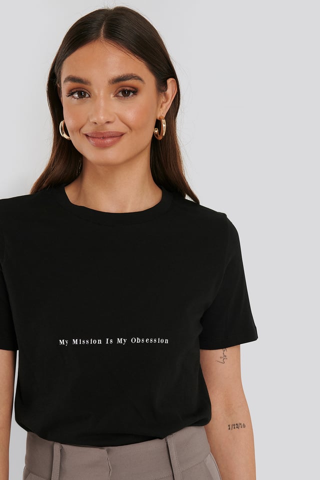 Kuvioitu T-Paita Black