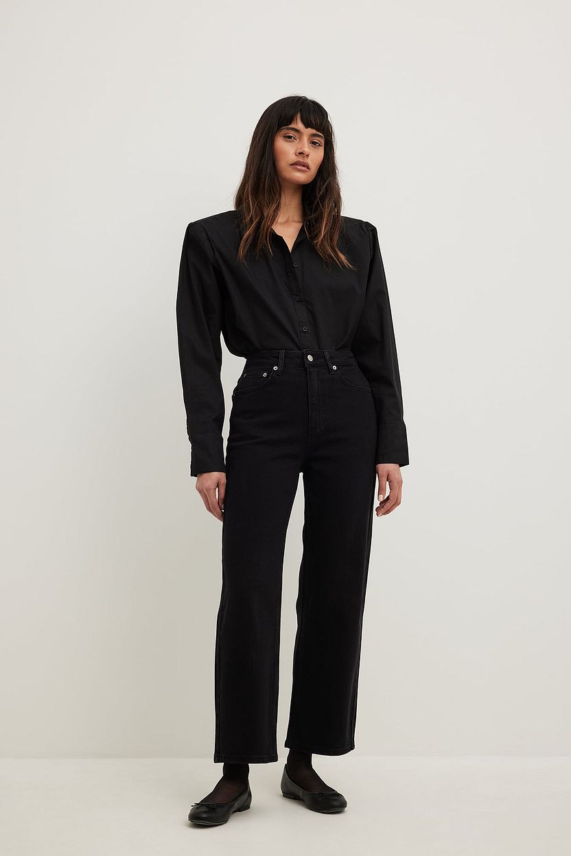 The Nakiti HR Crop Straight Medium Wash Jeans