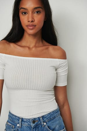 Offwhite Off Shoulder Ribbed Top