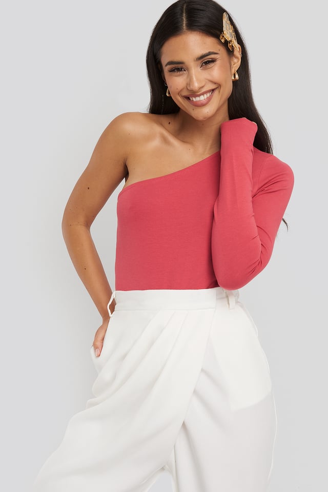 One Shoulder Body Washed Red