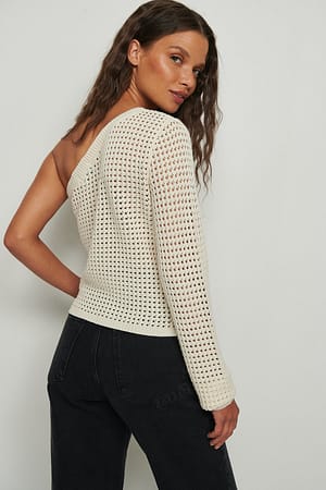 One Shoulder Hole Knitted Sweater Beige | NA-KD