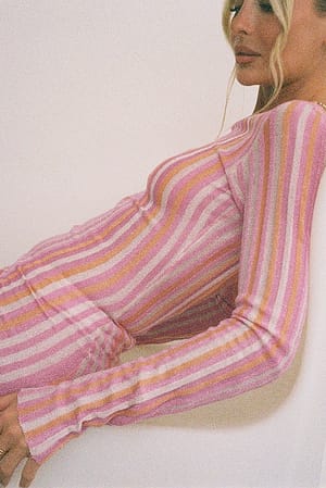 Stripe Dzianinowa sukienka mini z otwartymi plecami