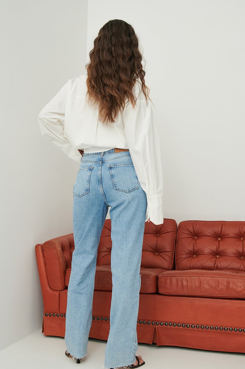 Jeans Reborn Collection | Gerade Jeans mit hoher Taille und zerrissenem Knie - AC99090