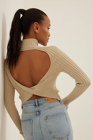 Light Beige Open Twisted Back Knitted Sweater