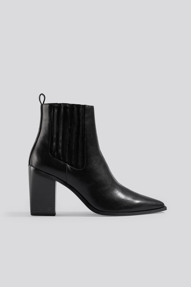 Pointy Block Heel Boots Black