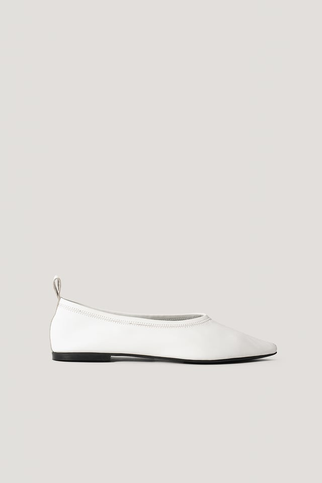 Pointy Leather Ballerinas White