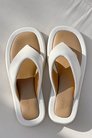 Beige/White Puffy Toe Strap Slippers