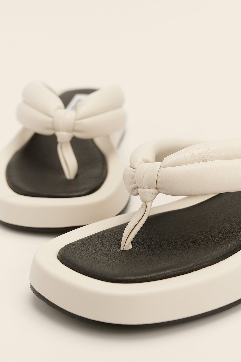 Chaussures Slip on et tongs | Sandales matelassées - VL82516