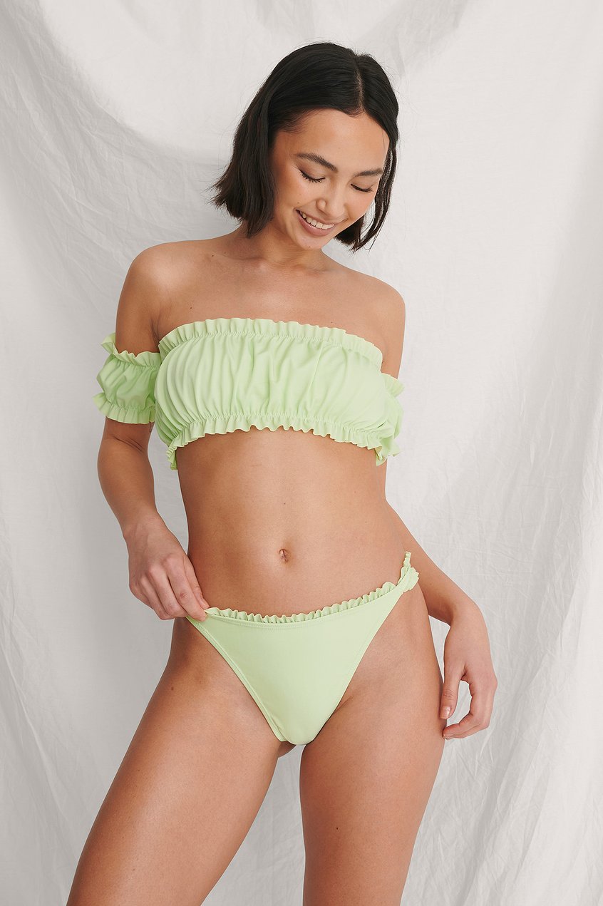 Schwimm & Strandbekleidung Bikini Unterteile | Recyceltes Bikini-Höschen mit Rüschen-Detail - EQ40511