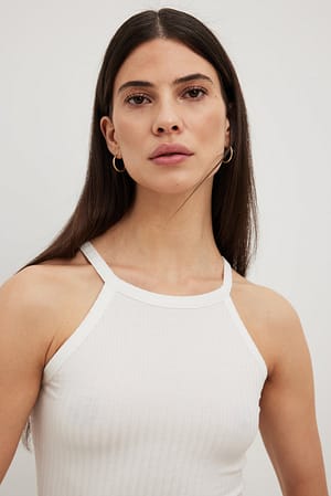 Offwhite High Neck Ribbed Body