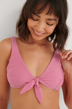 Pink Recyceltes Bikini-Top mit Schnürung vorne