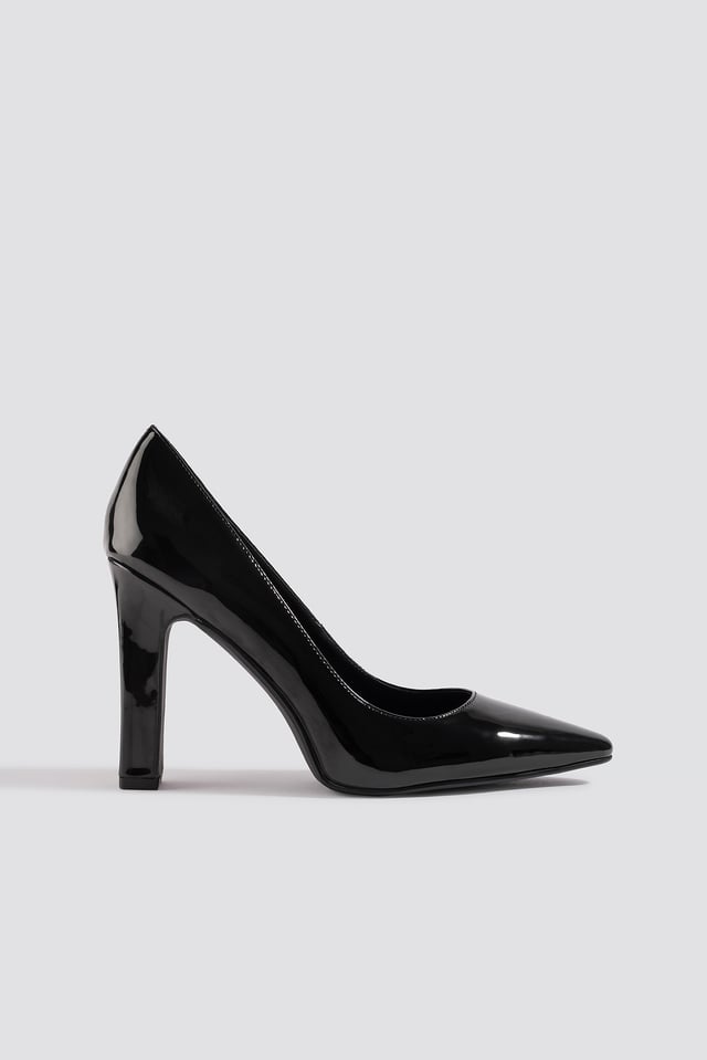 Rounded Toe Pumps Black
