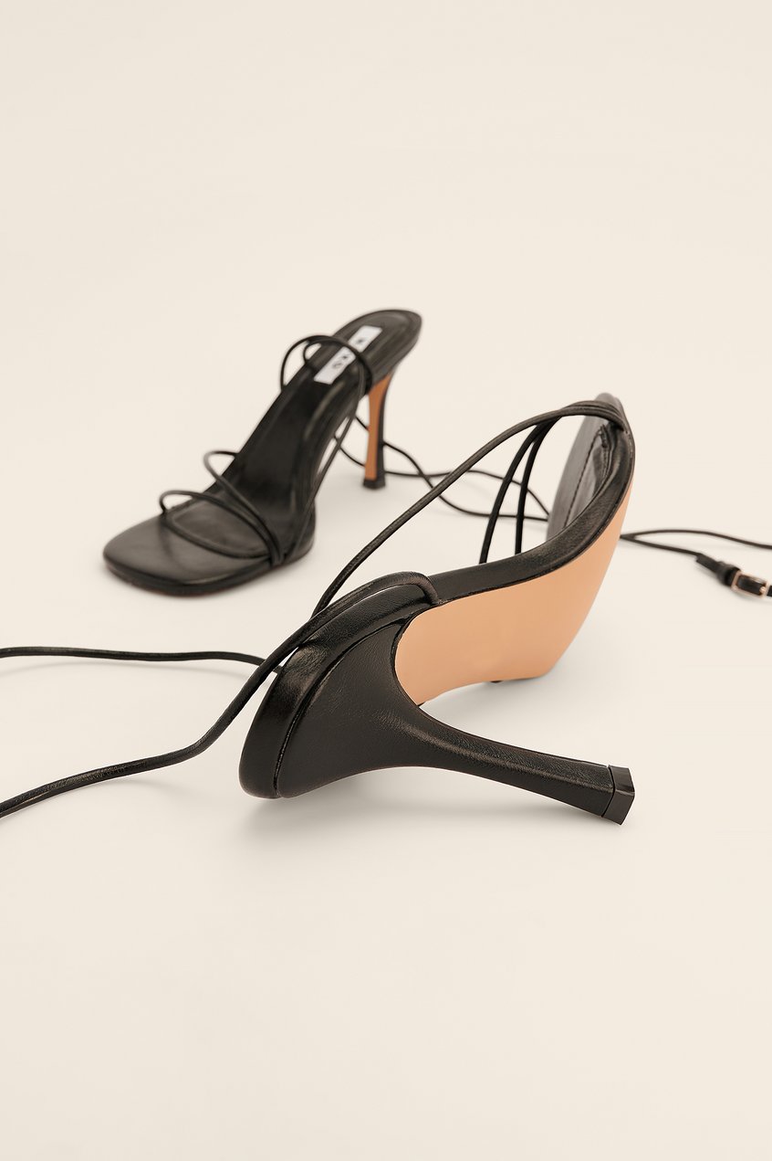 Schuhe Stöckelschuhe | Absatzschuhe mit Riemchen und runder Spitze - QO07100