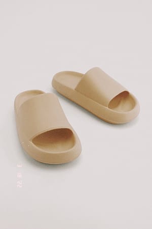 Light Beige Rubberen slippers